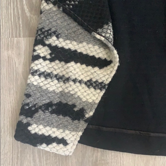 Guest Editor Vest - Picture 2 of 6